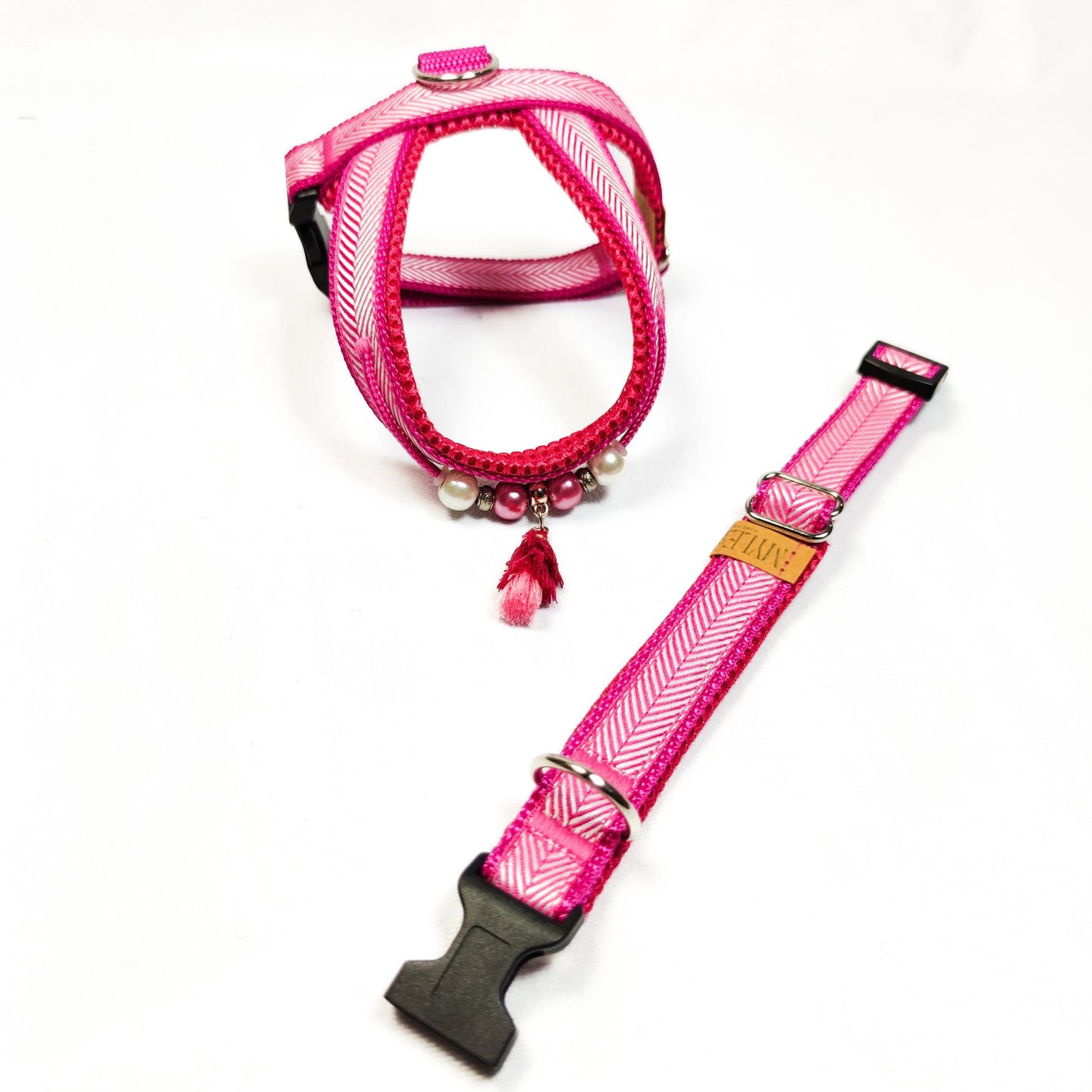 Chow-Chow Geschirr "Fishgrat" mit Perlenkette pink/weiß